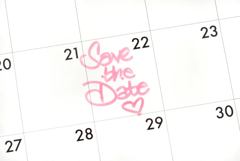 הזמנת Save the Date מעוצבת